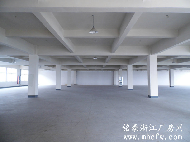 余杭良渚疏港公路旁1300方厂房、仓库出租