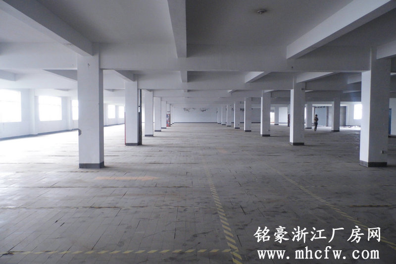 闻堰冠山隧道出口时代大道旁700方厂房出租