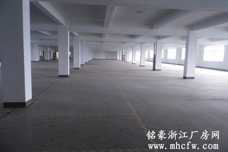 闻堰冠山隧道出口时代大道旁700方厂房出租